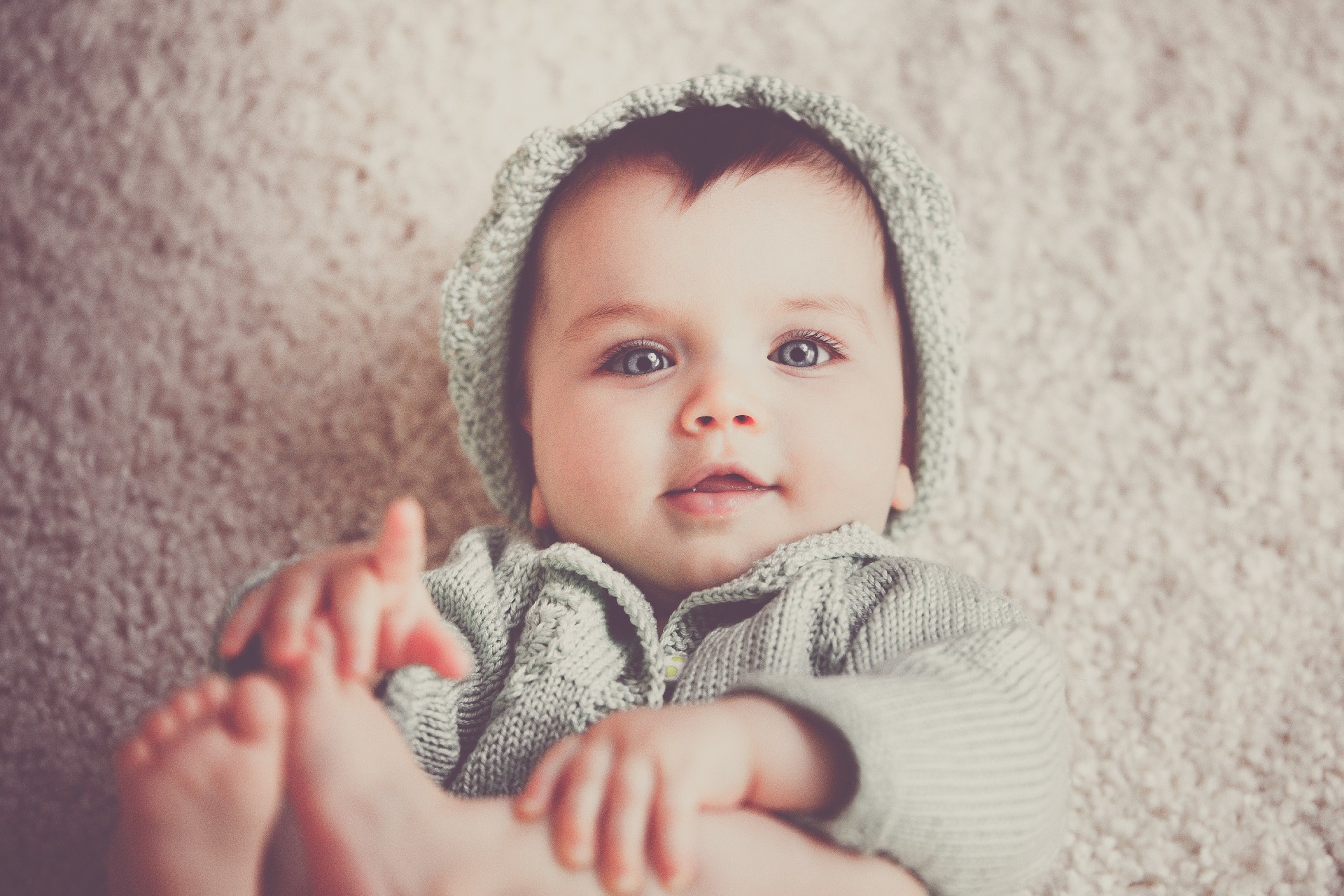 adorable-baby-beautiful-266004.jpg