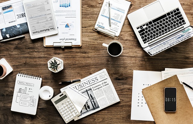desk-3139127_640.jpg